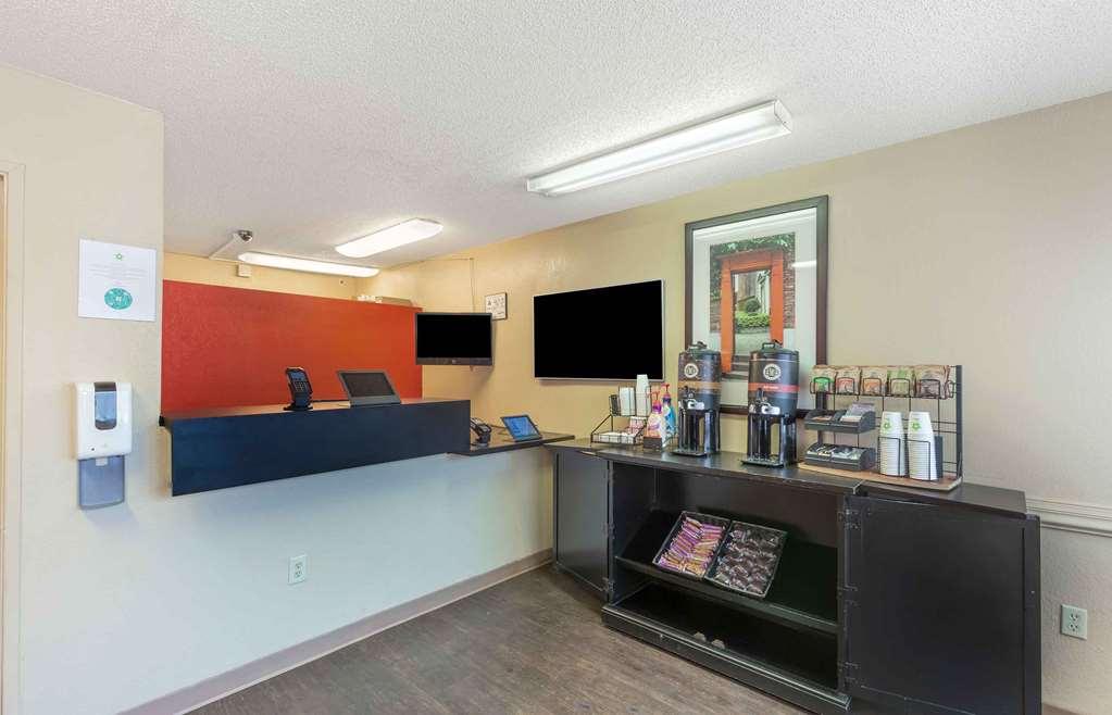 Extended Stay America Select Suites - Greensboro - Wendover Ave - Big Tree Way Inreriör bild