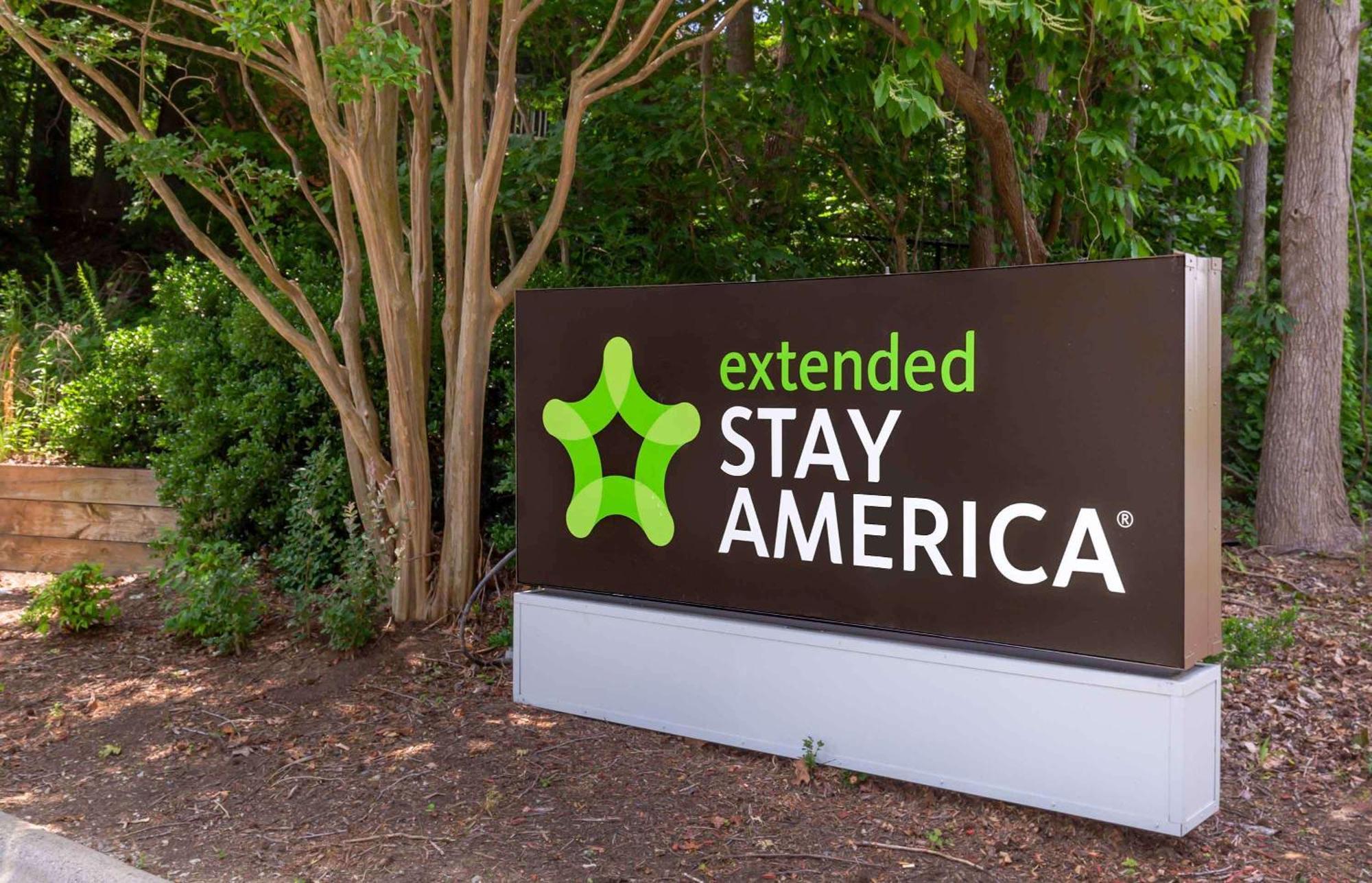 Extended Stay America Select Suites - Greensboro - Wendover Ave - Big Tree Way Exteriör bild